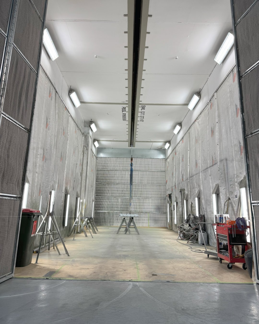 spray-booth-1080-1350