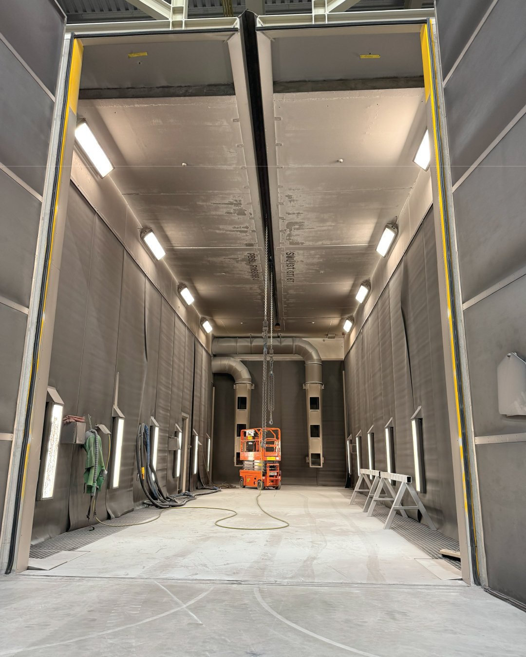 spray-booth-2-1080-1350