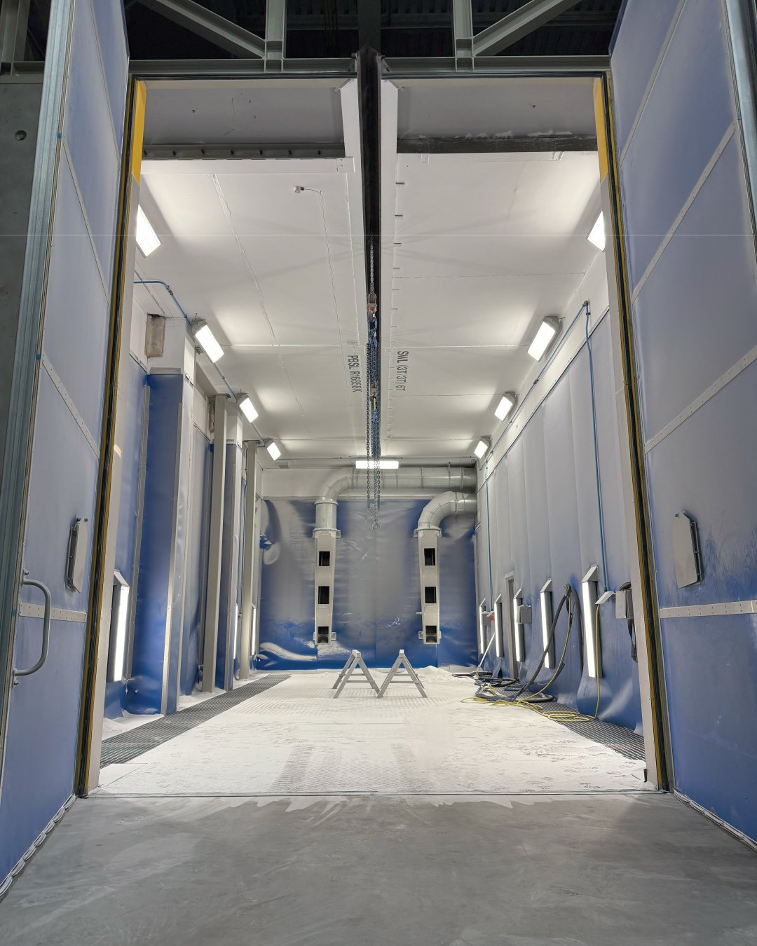 spray-booth-3-1080-1350